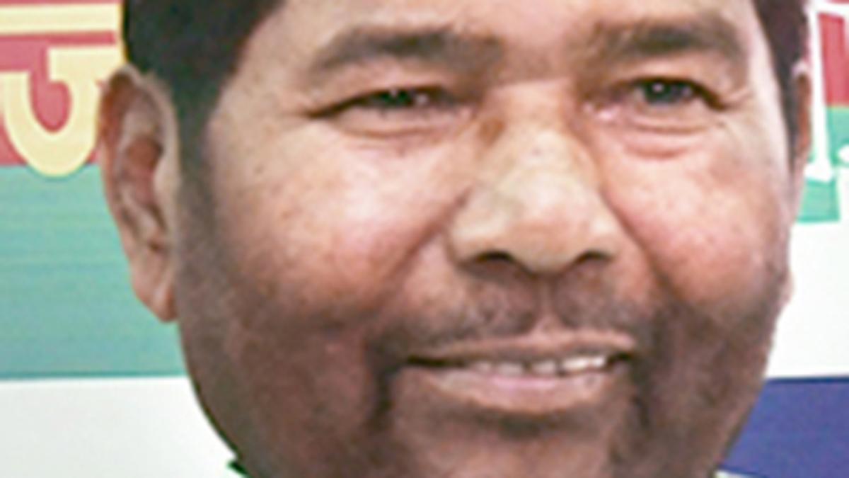 Pashupati Kumar Paras adamant on contesting from Hajipur