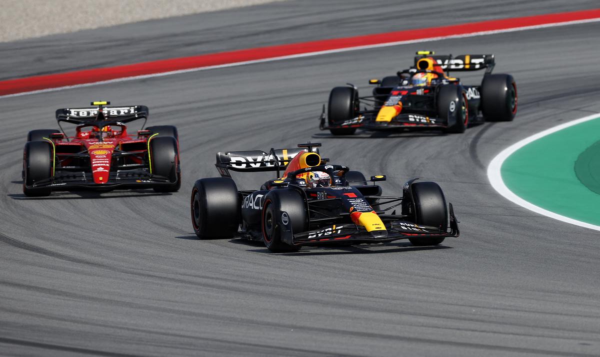Max Verstappen, Ferrari’s Carlos Sainz Jr. and Red Bull’s Sergio Perez during practice.