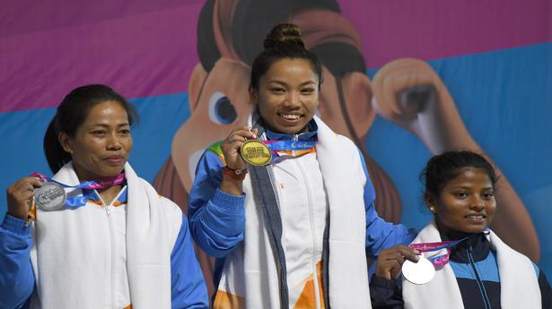 36th National Games | Mirabai Chanu pips Sanjita for weightling gold in 49kg category