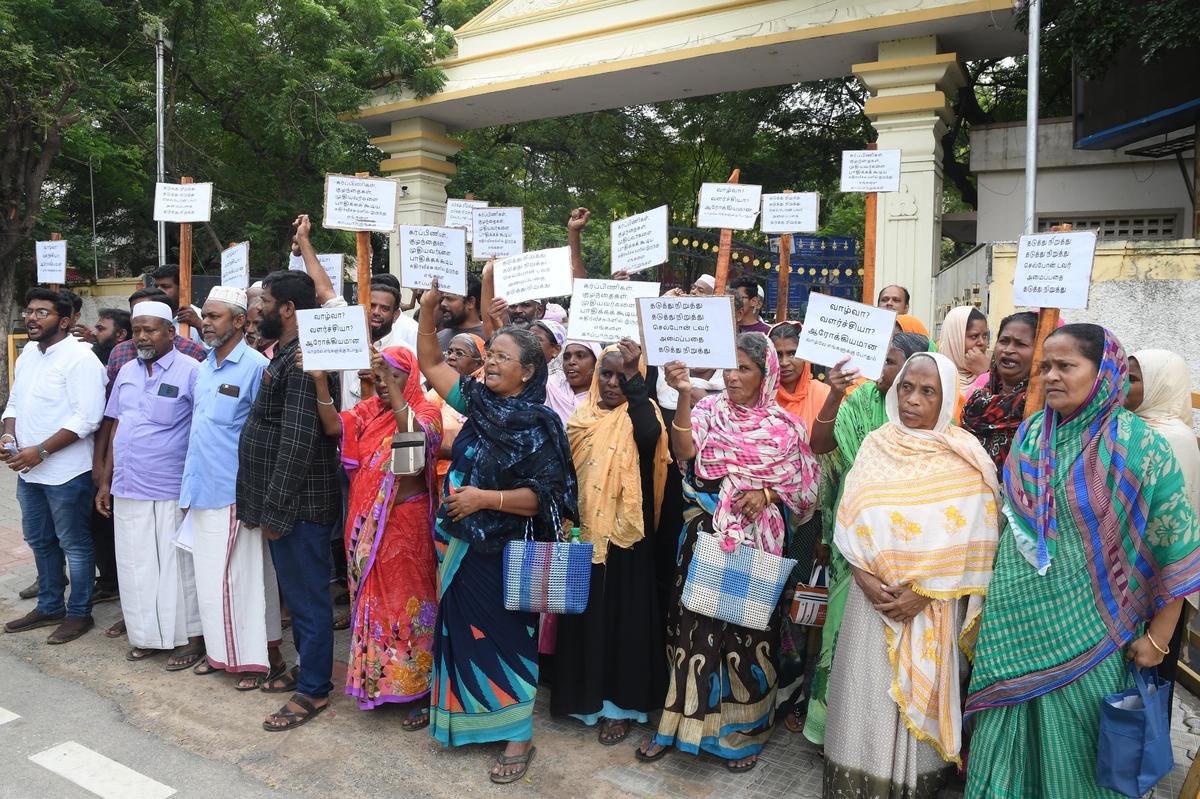 Residents petition Collector against installation of mobile phone tower in their colony