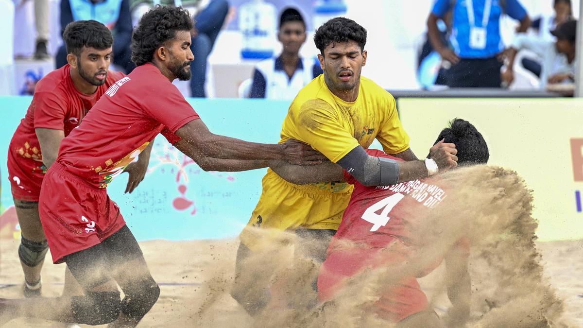 News In Frames | Surf, sand and sports