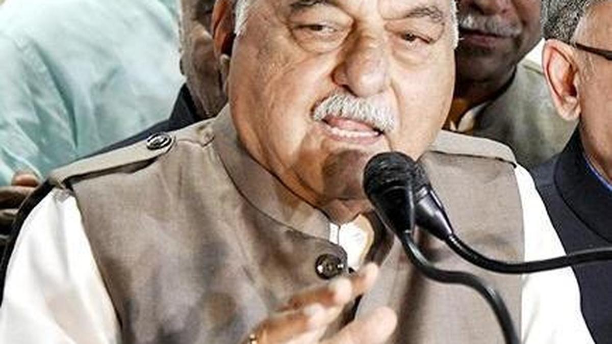 हरियाणा के पूर्व सीएम हुड्डा ने फसल की कम खरीद के लिए सरकार के “मनमाने” नए नियमों को जिम्मेदार ठहराया