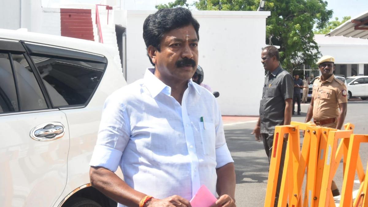 AIADMK split: Edappadi Palaniswami didn’t agree to making Thirumavalavan the CM, says C.Ve. Shanmugam
