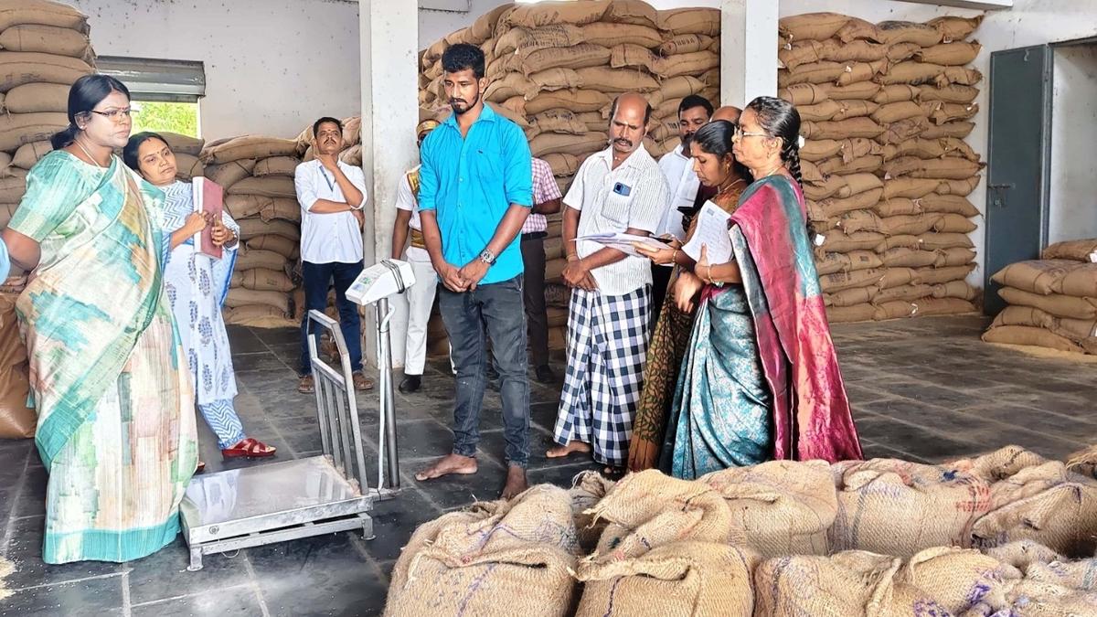 Collector checks quality of grain supplied to ration cardholders, verifies stock in TNCSC godown