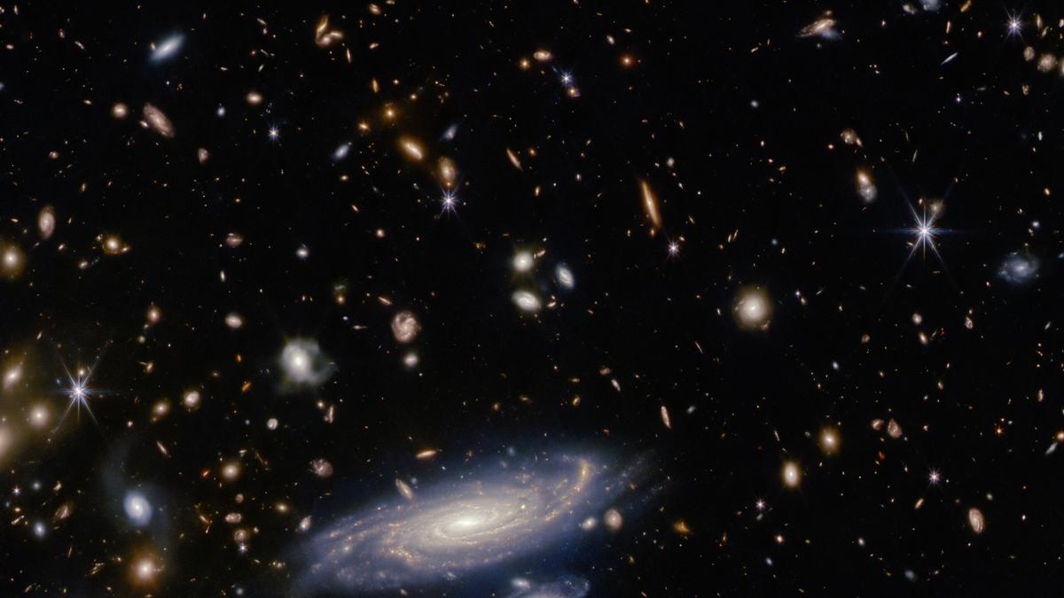 Scientists untangle mystery about the universe's earliest galaxies