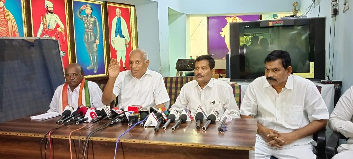 Pre-occupied with global issues, Modi leaves common man in the lurch, says Congress