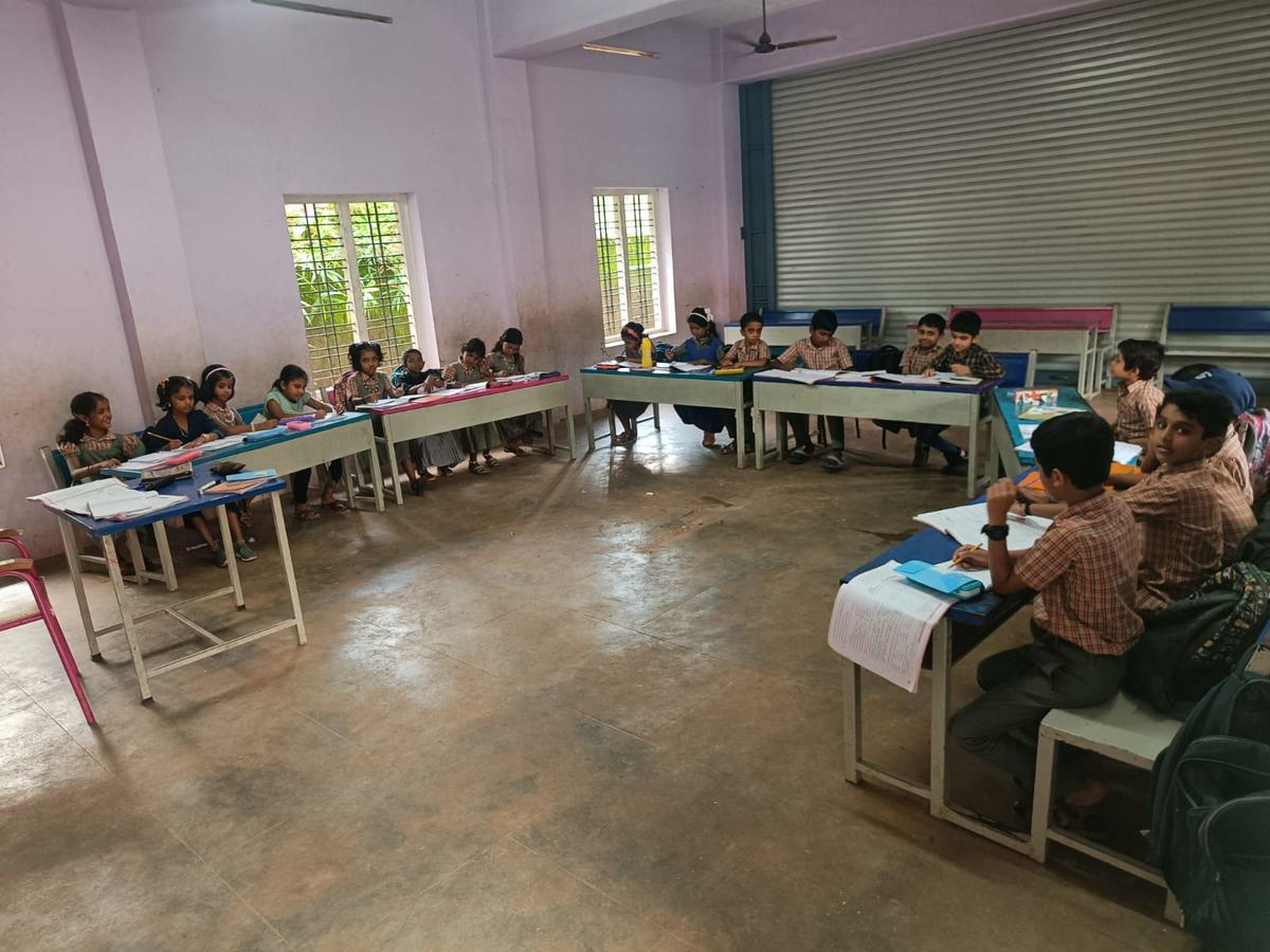 A primary level classroom at RVV HSS, Valakom, in Kollam A primary level classroom at RVV HSS, Valakom, in Kollam