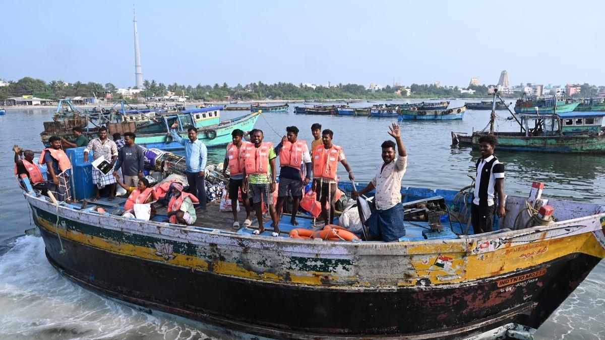 Nearly 4,000 pilgrims from India set sail for Katchatheevu for St. Anthony's Church festival
