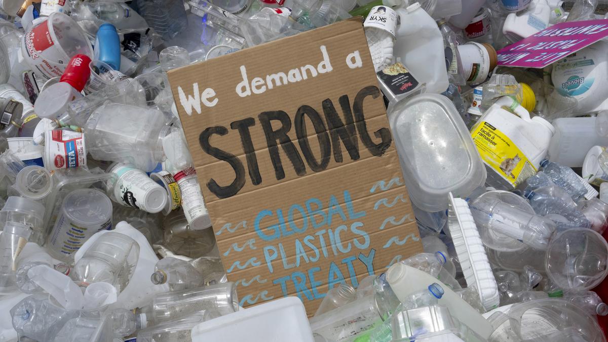 Talks advance on intergovernmental treaty to end plastic pollution