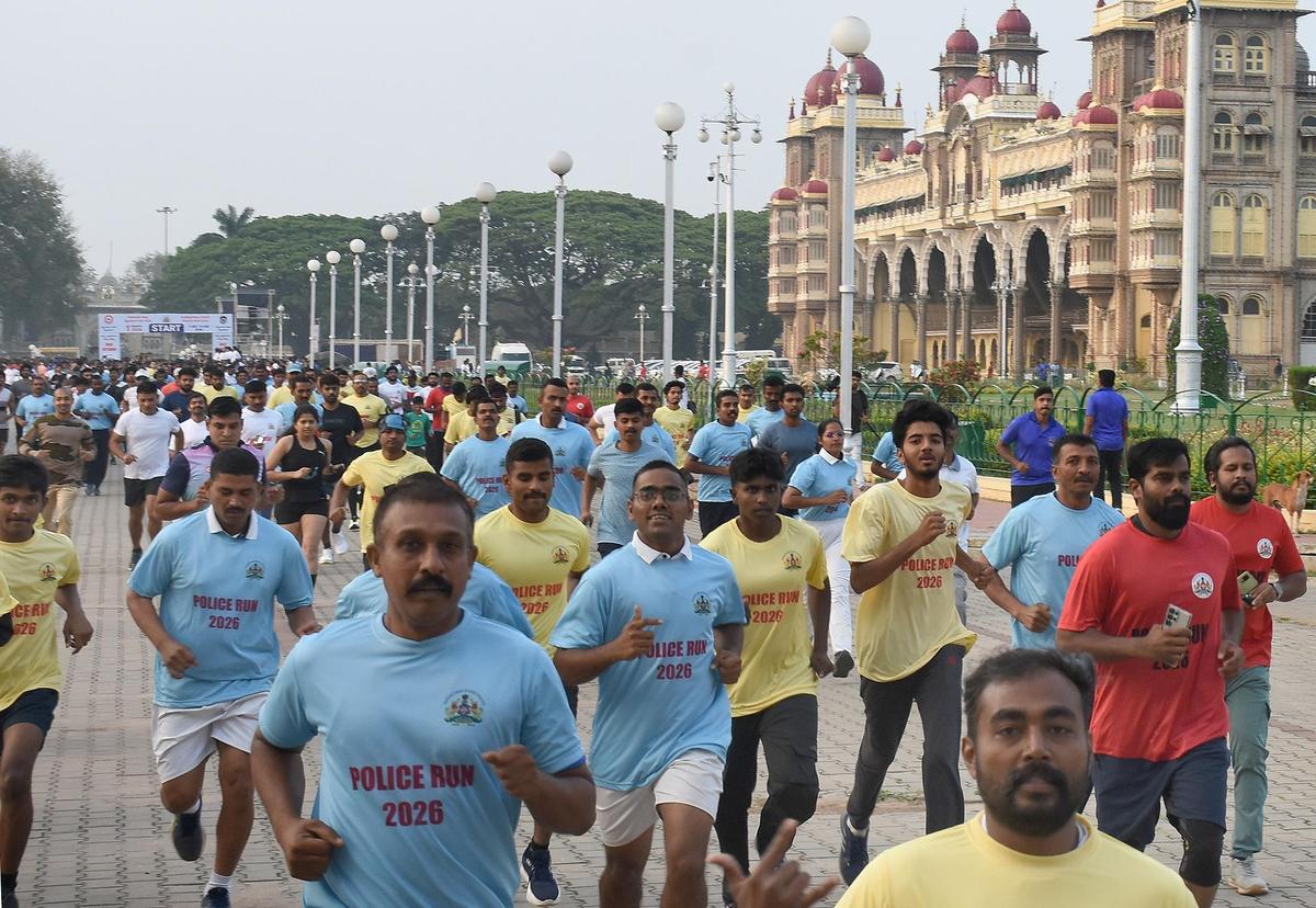 A large number of people turned up for the Run organized by Mysuru City and Mysuru District Police on March 1.