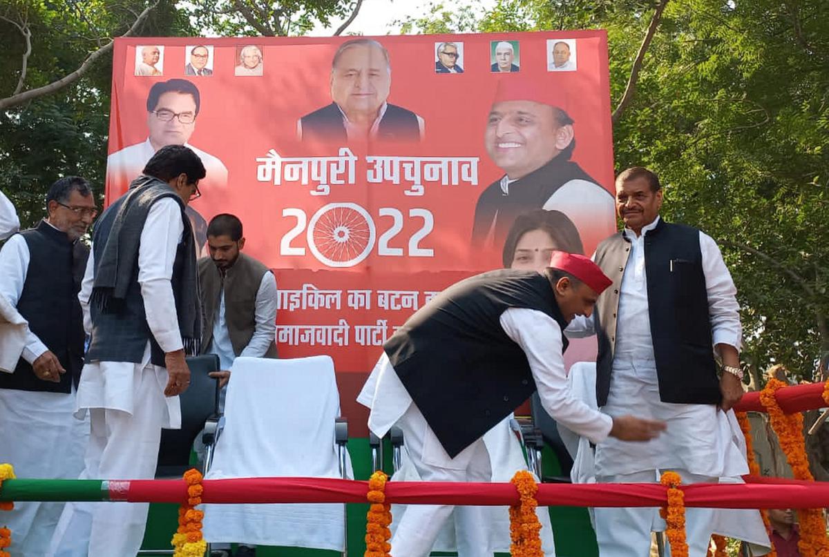 Mainpuri bypoll campaign turns into a fierce no-holds-barred battle between Samajwadi Party and the BJP
