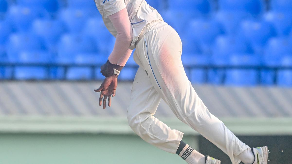 Saiteja ve Raju gerçekten iyi bowling oynadılar ve bu benim kalbimi yerinden çıkarmamı sağladı: Prithvi Raj