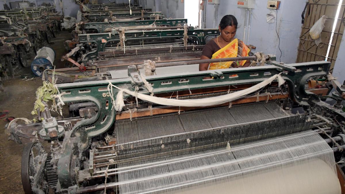 Power looms in T.N. asked to produce free dhotis and saris in 3,000 additional looms