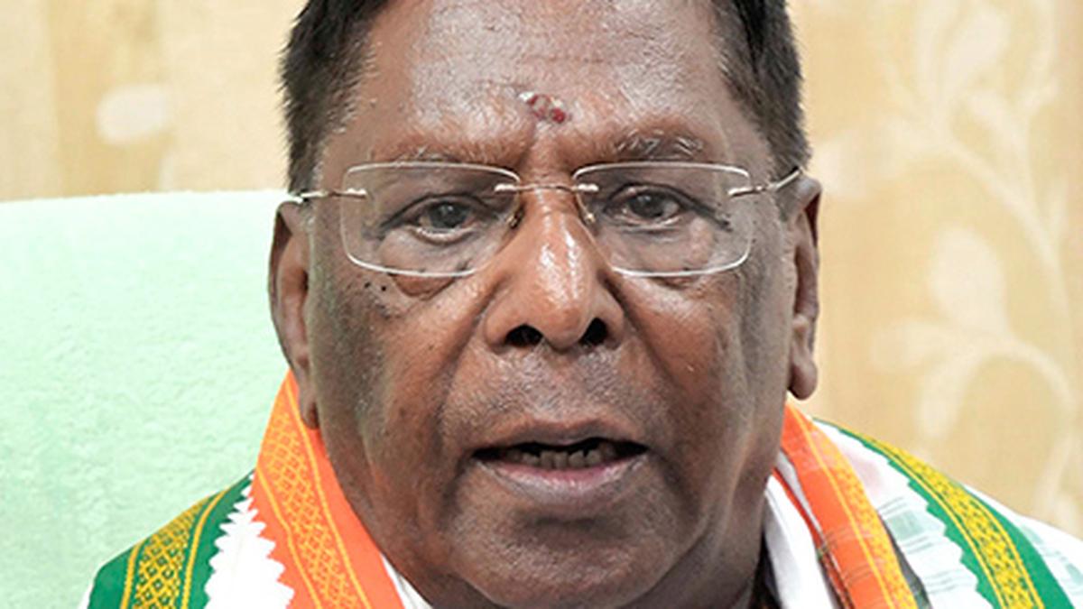 Puducherry L-G trying to interfere with day-to-day administration, says former CM Narayanasamy
