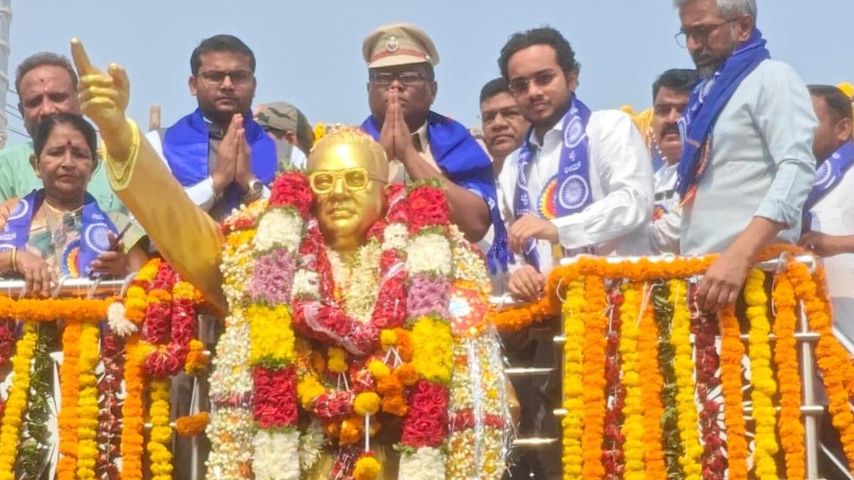 Ambedkar’s 135th birth anniversary celebrated in Yadgir and Raichur