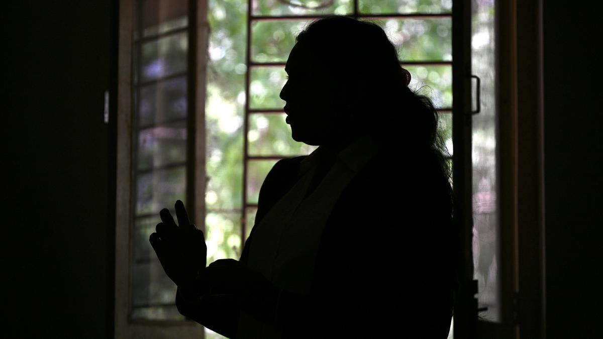 जाति-लोहे पर नियंत्रण: राजस्थान की जाति पंचायतों का ख़तरा