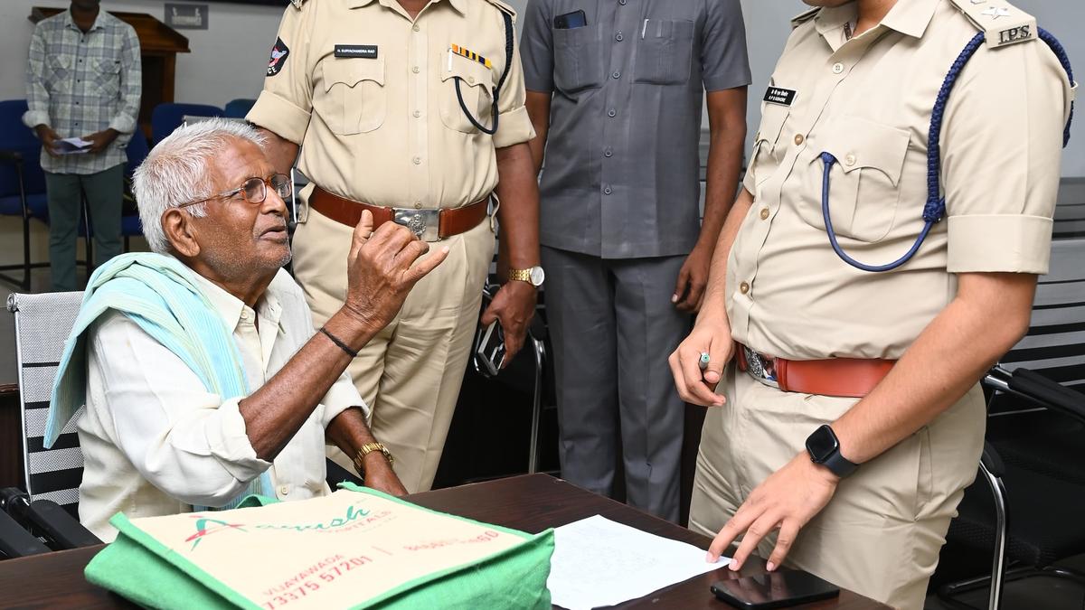 AI-based complaint registration has instilled confidence in public, say Eluru police