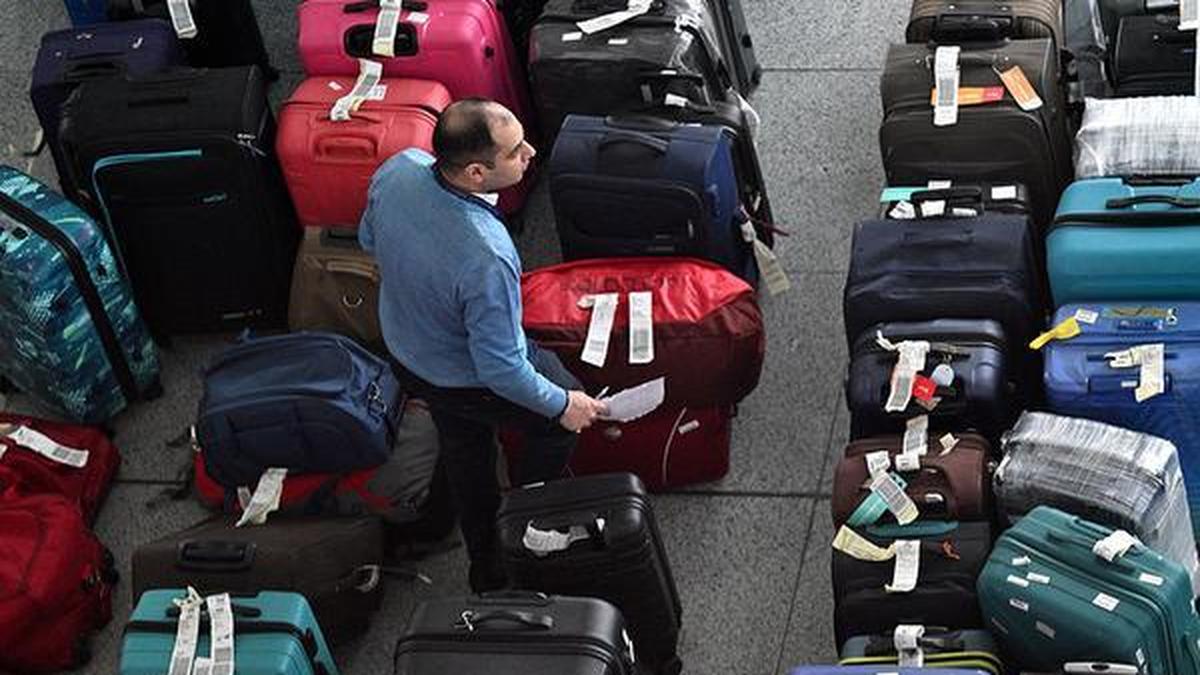 SC refuses to hear plea on cancellation of IndiGo flights, asks petitioner to move HC