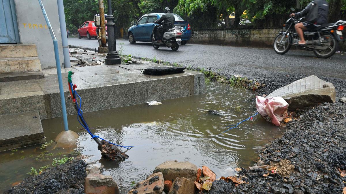 Boulevard too not spared of sewage pipe leaks The Hindu
