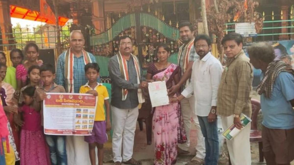 Vizianagaram headmaster signs ₹50 bond promising quality education to draw pupils