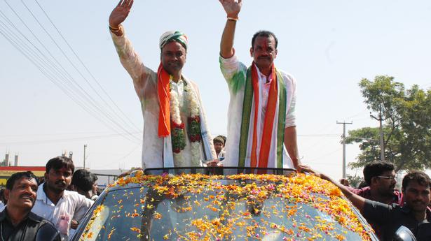 Chinks in Telangana Congress armour