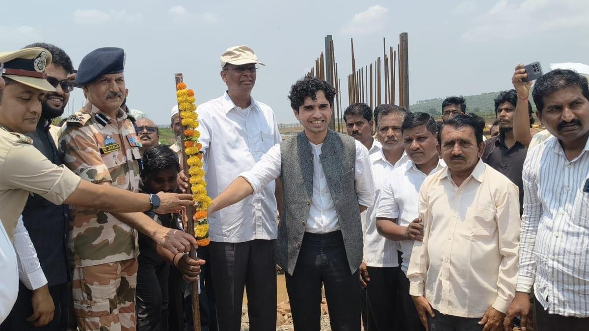 Minister launches work for new bridge-cum-barrage in Bela...