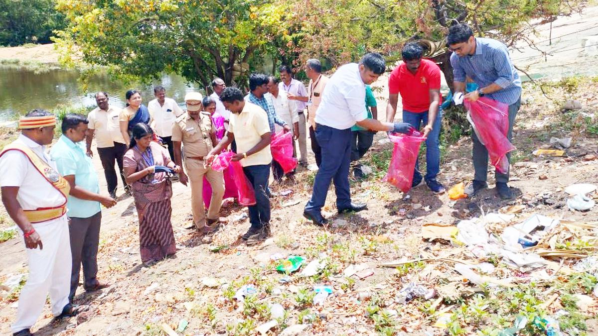 12 tonnes of waste discarded around Sorimuthu Ayyanar Temple removed
