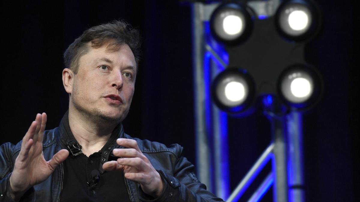 Musk polls followers on converting Twitter HQ to homeless shelter; Bezos likes idea