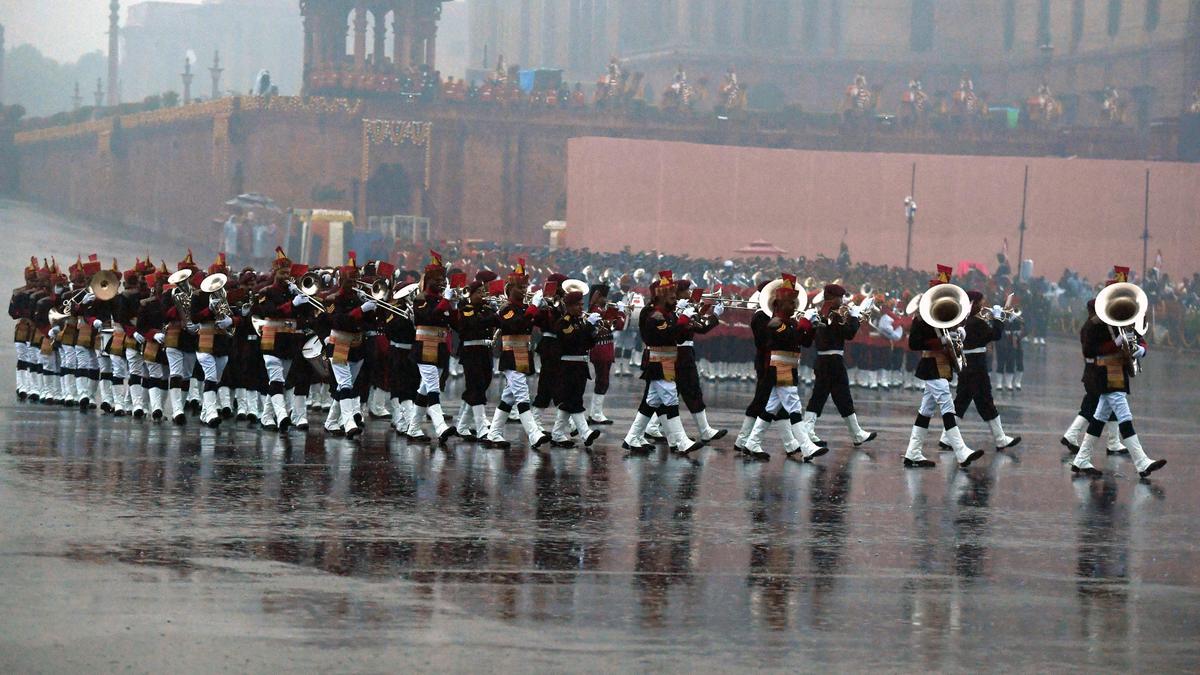 Showers fail to dampen enthusiasm of audience, performers at Beating Retreat ceremony