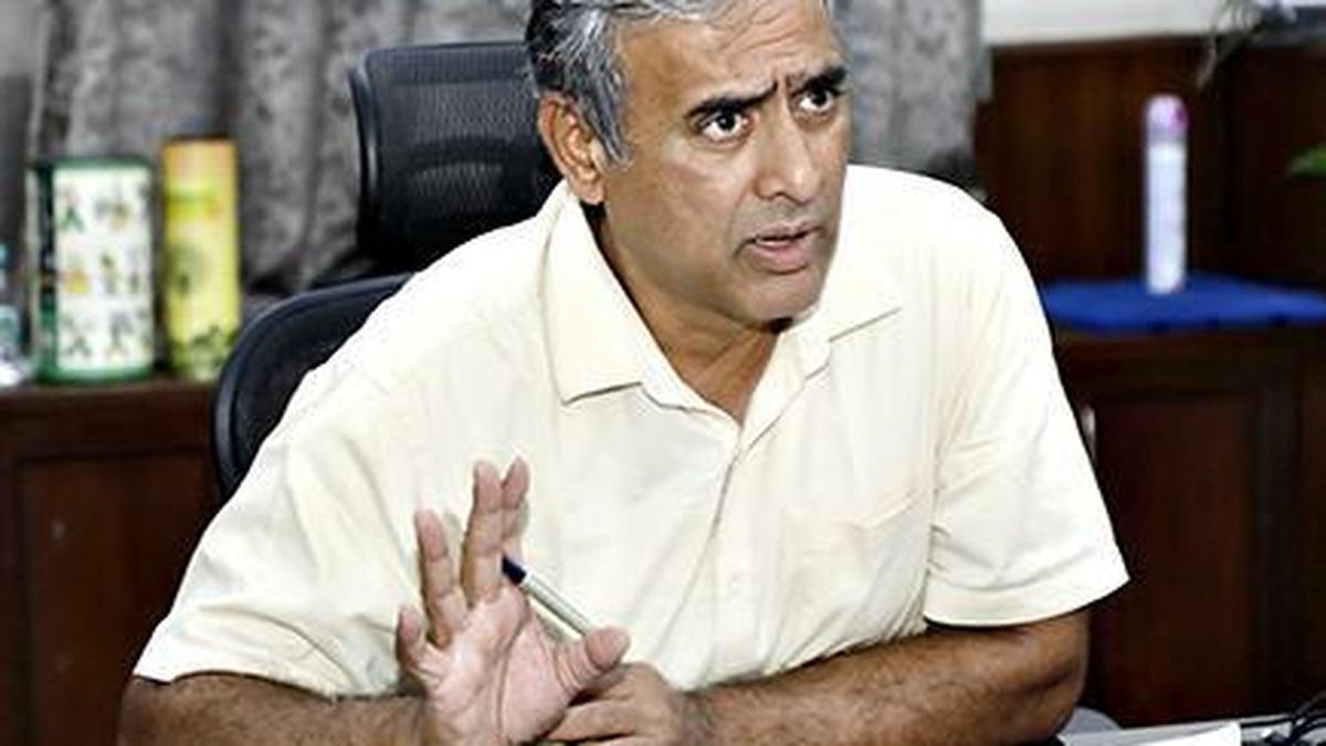 Prepare DPR for flyover at Iblur Junction: GBA chief commissioner