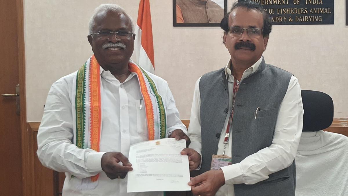 ‘Include Tirunelveli coastal areas in Union govt.’s scheme’