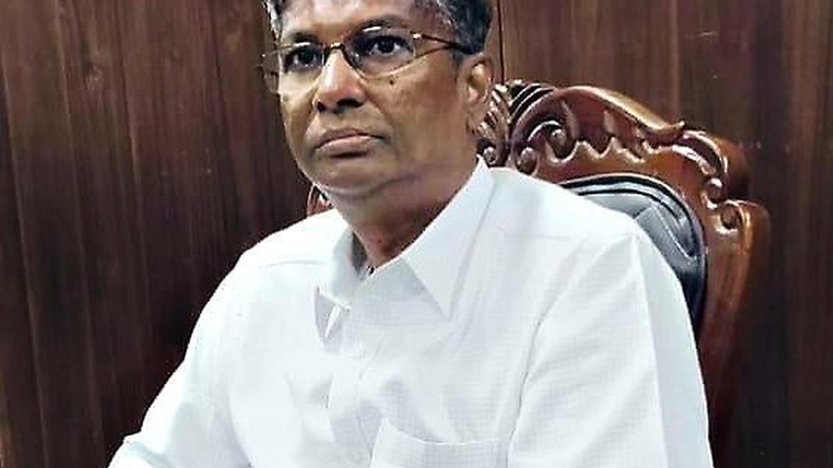 Ideologies of great personalities should reach every household: Satish Jarkiholi