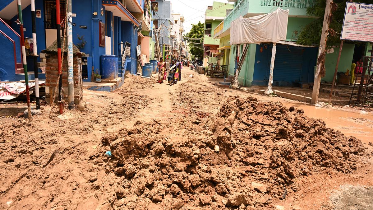 Rains expose bad road conditions in Madurai