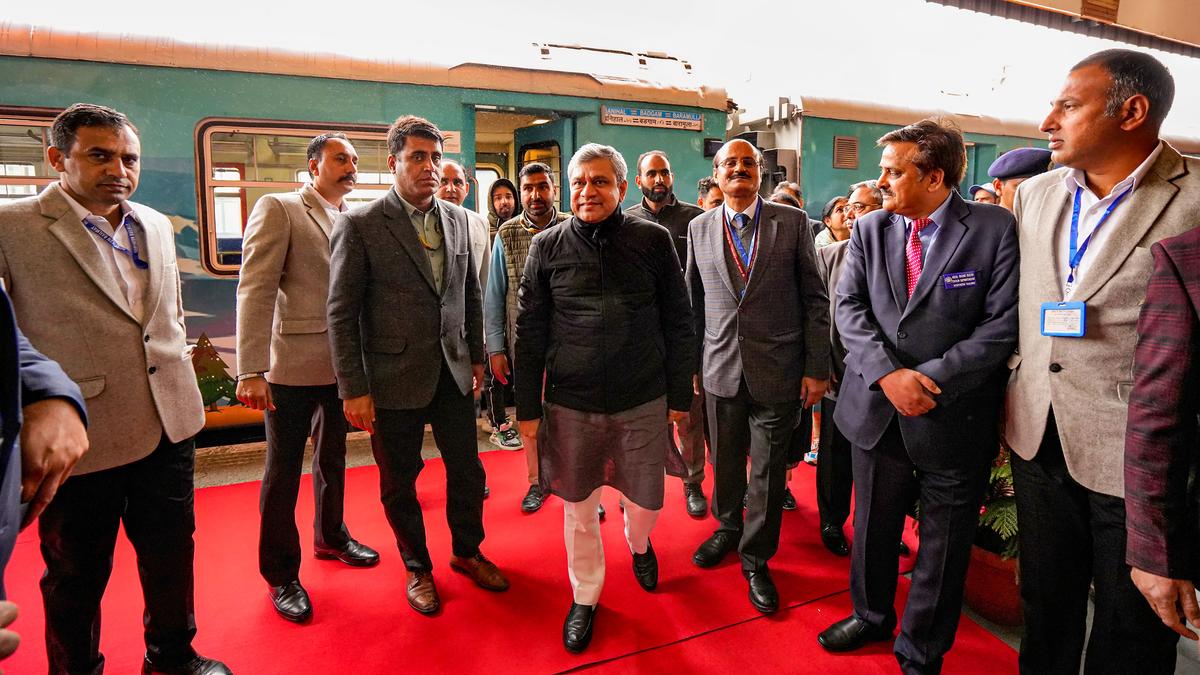 Rail connectivity to be extended upto LoC in Kashmir: Ashwini Vaishnaw