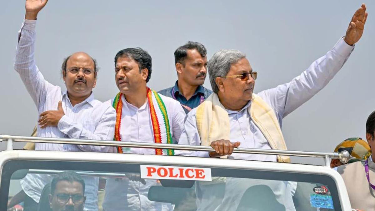 Support Yathindra as you supported me, Siddaramaiah tells Varuna voters