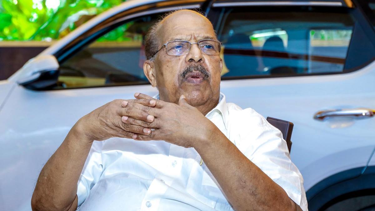 Sudhakaran softens stance in row over Thottappally Spillway visit