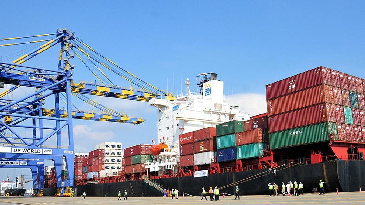 Goods, services exports up 4.59% to $863.11 billion in FY26