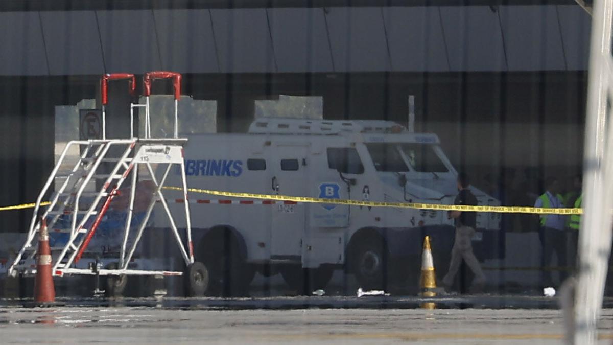 Chile: Attempted $32 million airport heist leaves two dead