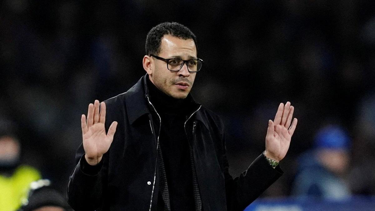 Chelsea fires manager Liam Rosenior less than 4 months into job after dreadful run