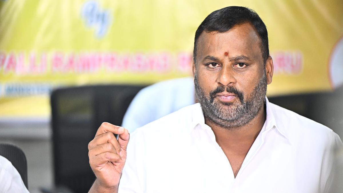 No plans to privatise APSRTC, assures Transport Minister