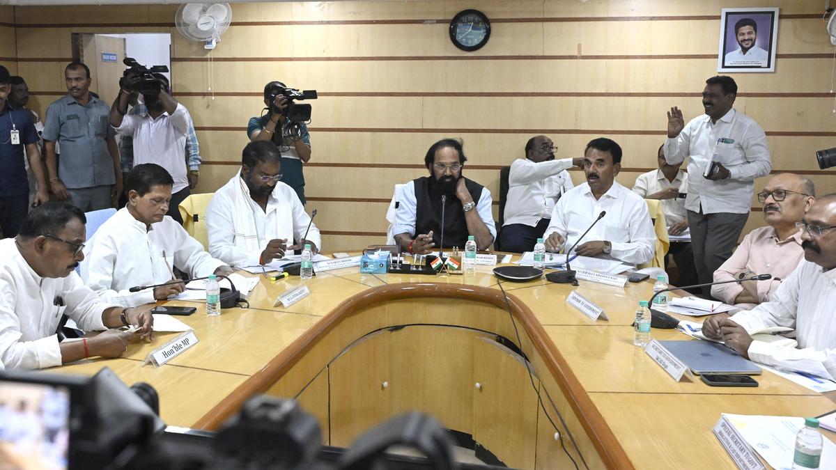 Uttam pledges to make Palamuru-Rangareddy fully operational in 30 months