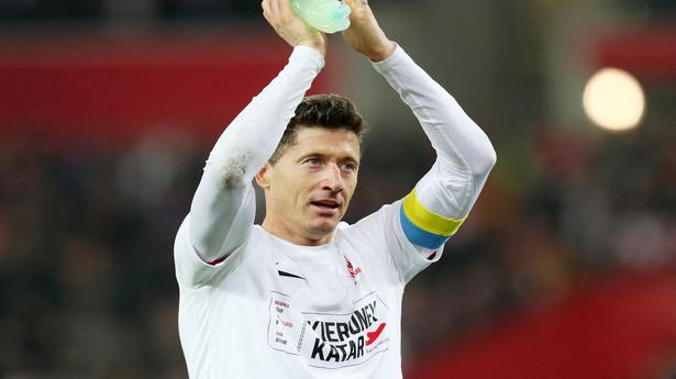 Lewandowski to wear Shevchenko's Ukraine armband at FIFA World Cup