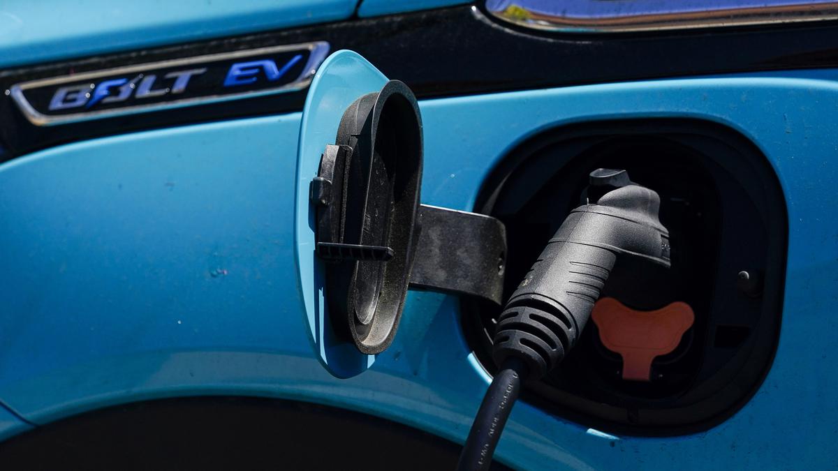 Harvard-backed company making battery for EVs that gets charged in just 3 minutes