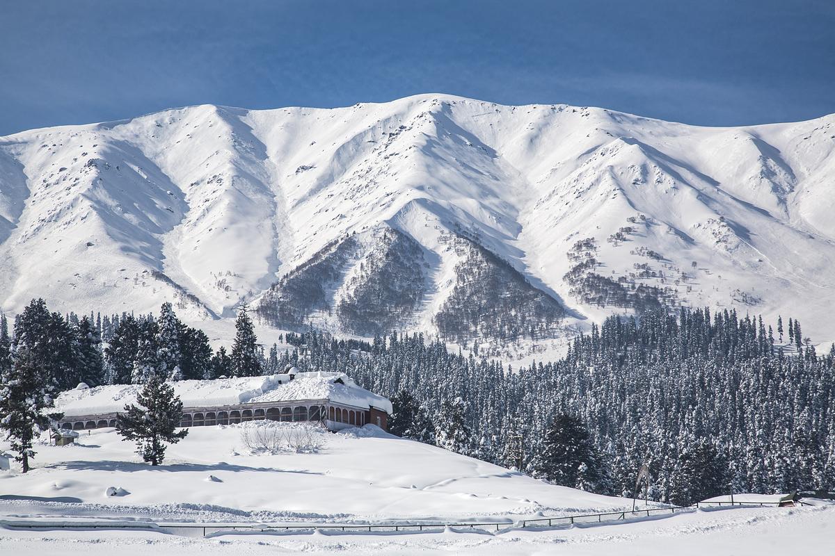 Winter forms the backdrop for après-ski culture in Gulmarg