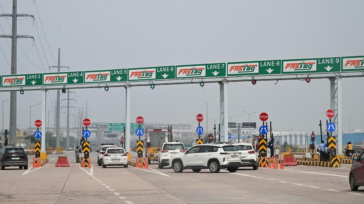 Government to relook at bidding criteria for barrier-less tolling