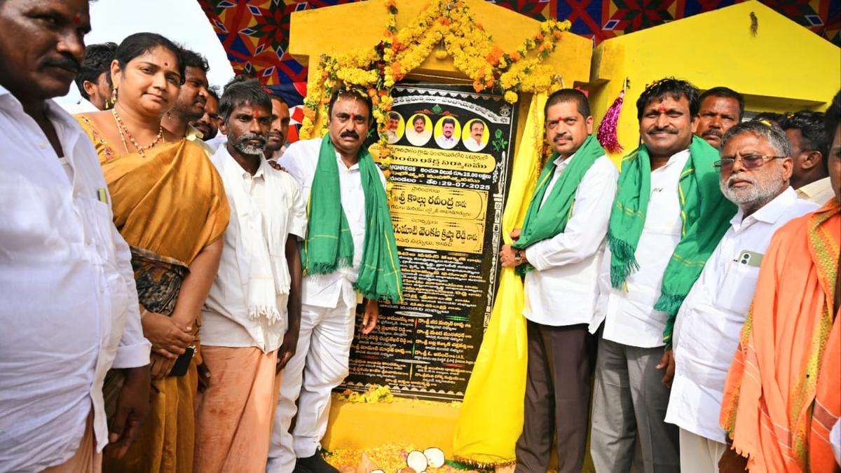 Welfare schemes in A.P. continue despite ₹16,000 crore fiscal deficit, says Excise Minister