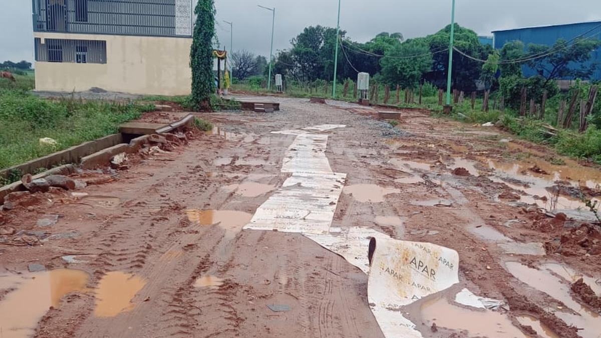 Residents of Kempegowda Layout forced to relocate during recent rains as roads became unmotorable