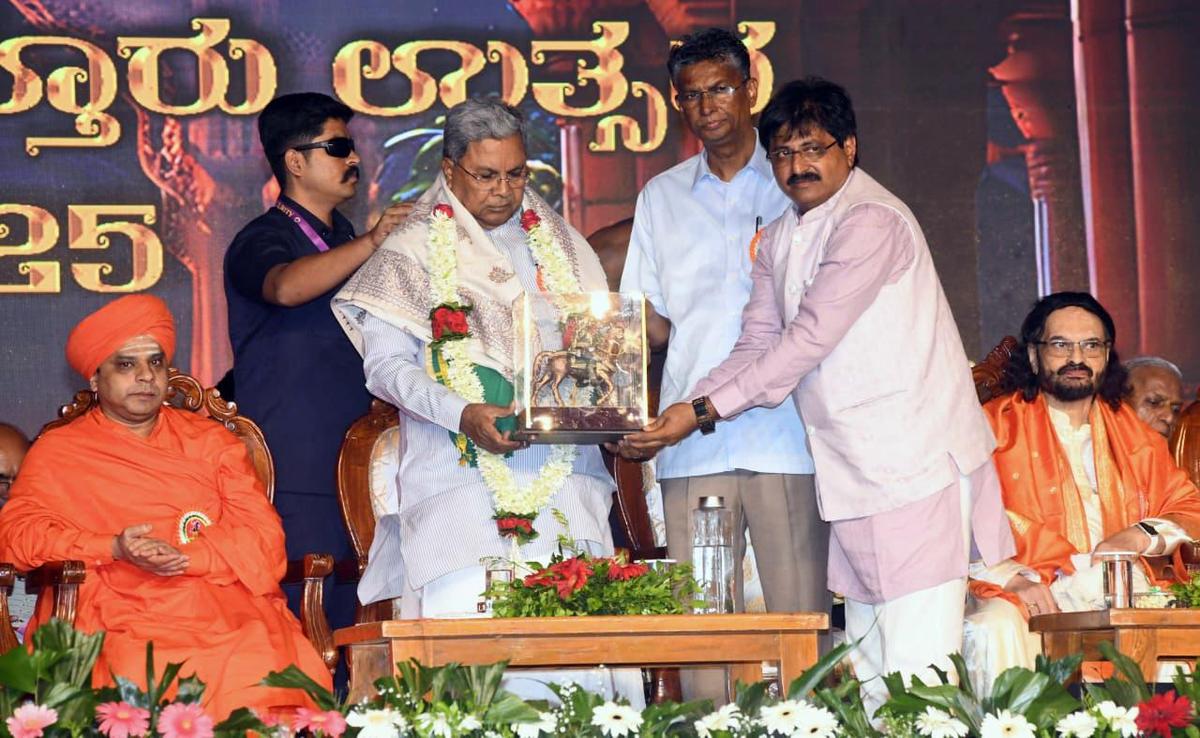 Beware of people dividing society on the basis of caste, religion: CM - The  Hindu
