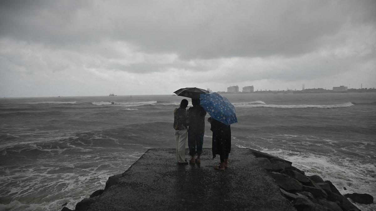 Kochi faces waterlogging in many areas in heavy overnight showers