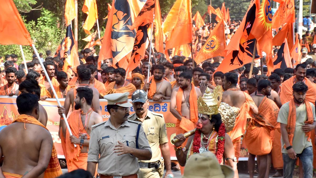 Sankeertana Yatra held amid tight security in Srirangapatna